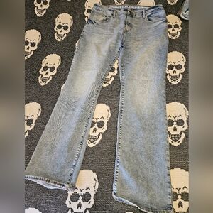 Arizona Jean Company Light Blue Flex Denim
